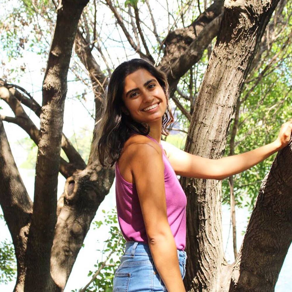Meet your Posher, Aastha